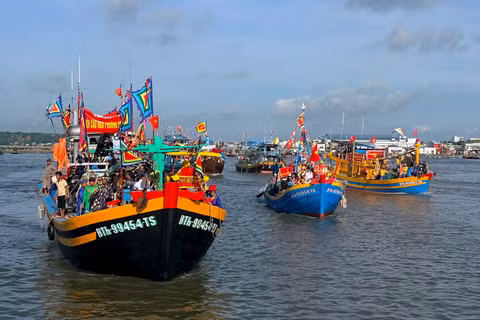Lễ hội Cầu ngư của các vạn chài tại phường Phan Thiết, tỉnh Lâm Đồng.