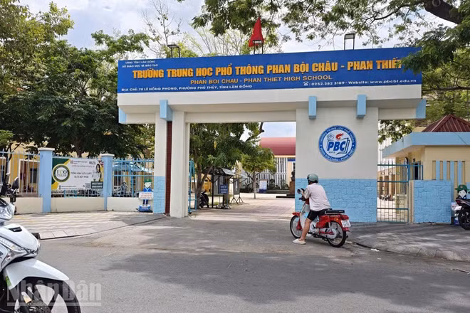 Trường trung học phổ thông Phan Bội Châu-Phan Thiết tuyển sinh bổ sung là do sai quy trình xét tuyển. (Ảnh: THANH HẢI)