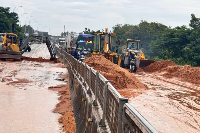Hiện trường vụ cát tràn.