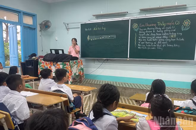 Ngành giáo dục tỉnh Lâm Đồng đã chú trọng đổi mới phương pháp dạy học, kiểm tra, đánh giá; quan tâm hơn đến giáo dục đạo đức, lối sống, kỹ năng sống, giáo dục thể chất, phát triển phẩm chất, năng lực học sinh...
