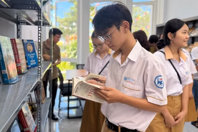 Không gian văn hóa Ấn Độ tại thư viện tỉnh Lâm Đồng.