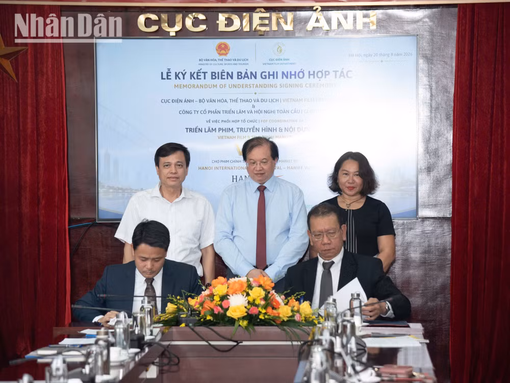 ky-ket-cho-phim-minh-duy-4.jpg