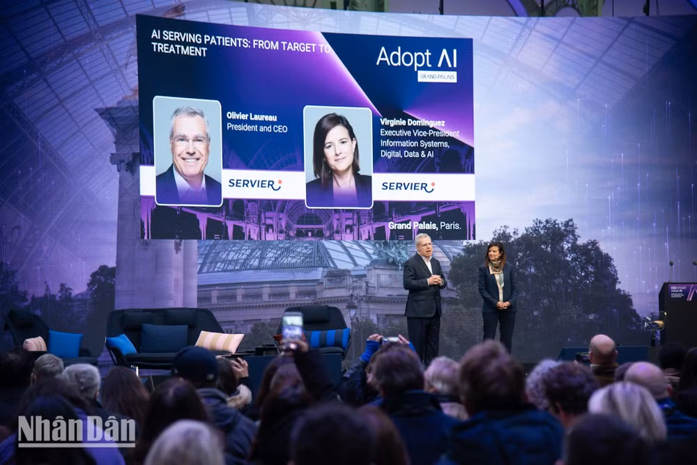 adopt-ai-health-2025-duy-2.jpg
