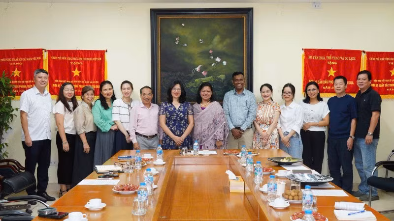 Đoàn Viện Lưu trữ Phim Bangladesh vừa hoàn thành xuất sắc chương trình thực tập, trao đổi kinh nghiệm tại Viện Phim Việt Nam.