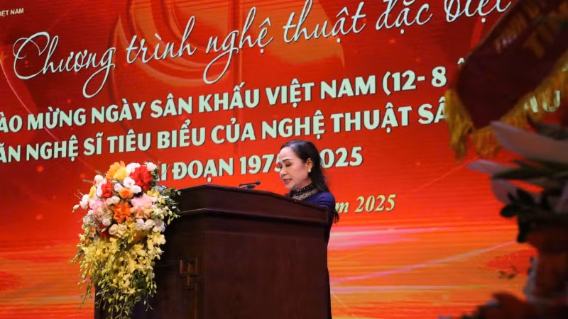 thuy-mui-3259.jpg