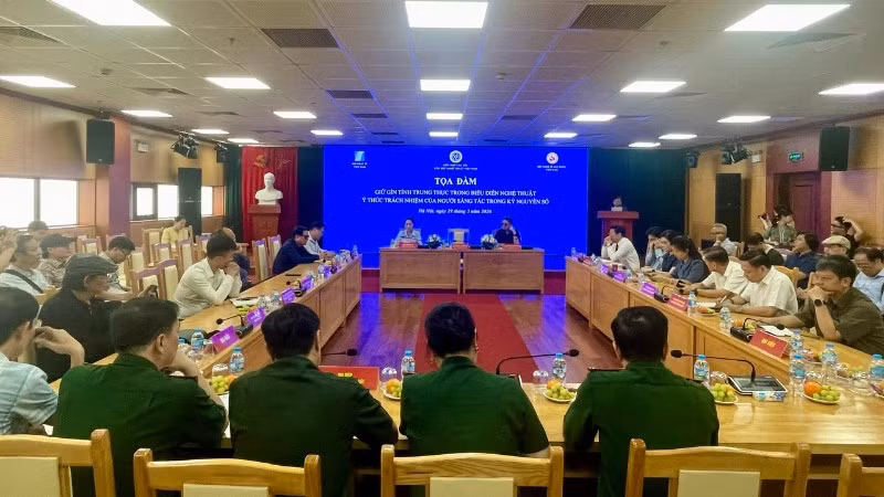 Toàn cảnh Tọa đàm.