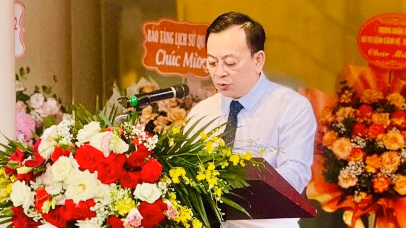 vu-785.jpg