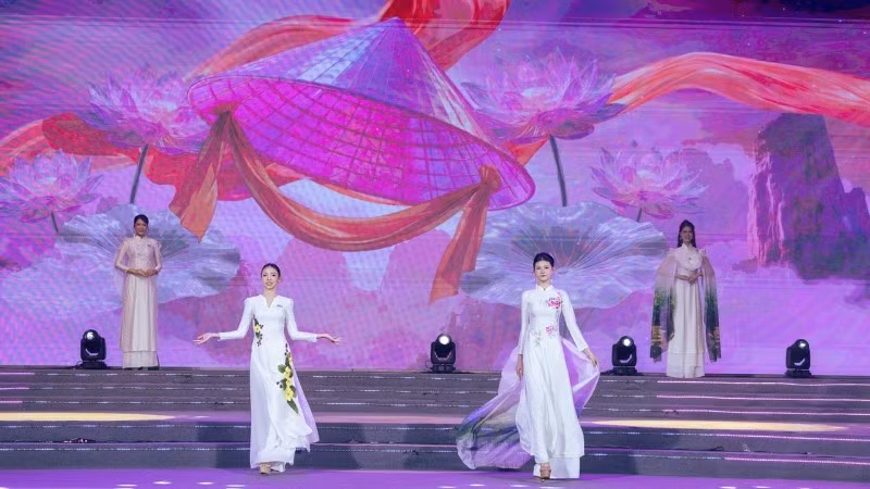 ao-dai-3903.jpg