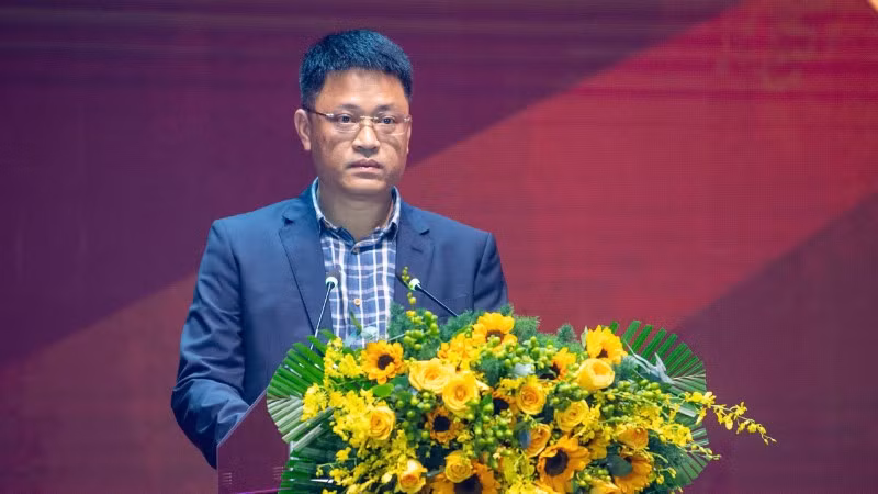 nam-trung-899.jpg