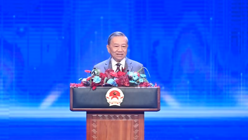phat-bieu-2635.jpg
