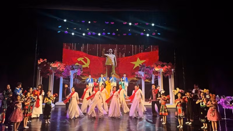 Chương trình biểu diễn của Nhà hát Nghệ thuật Đương đại Việt Nam. (Ảnh: CỤC NGHỆ THUẬT BIỂU DIỄN)