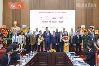 Ban Chấp hành Hội Hữu nghị và hợp tác Việt Nam-Brazil khóa III nhiệm kỳ 2025-2030 ra mắt tại Đại hội. 