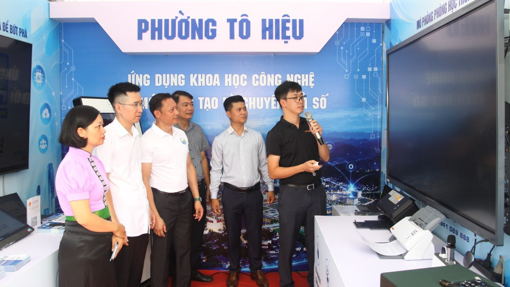Sơn La khai mạc Ngày hội đổi mới sáng tạo và chuyển đổi số