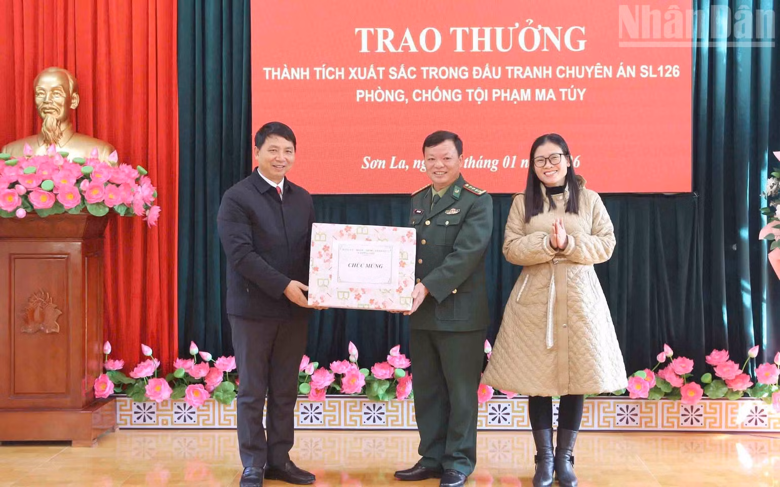 ndo_tr_2-9416.jpg