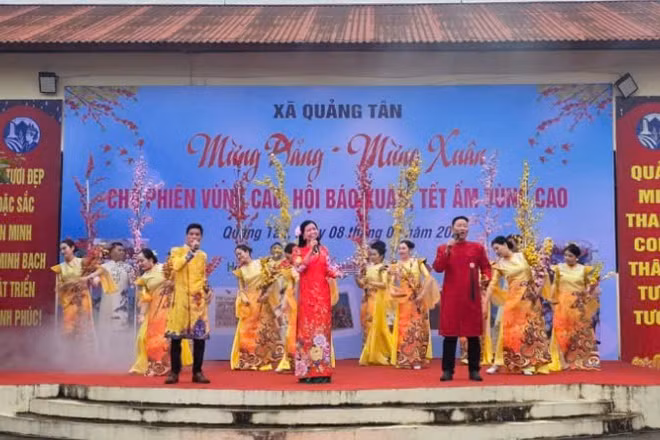 Chương trình nghệ thuật tại Hội Báo Xuân và chương trình “Tết ấm vùng cao” Xuân Bính Ngọ năm 2026 ở xã Quảng Tân.