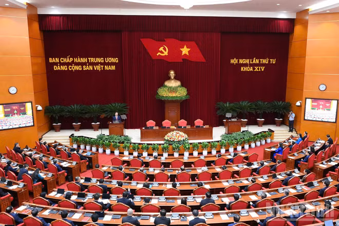 Quang cảnh Hội nghị lần thứ tư Ban Chấp hành Trung ương Đảng khóa XIV. (Ảnh: ĐĂNG KHOA)