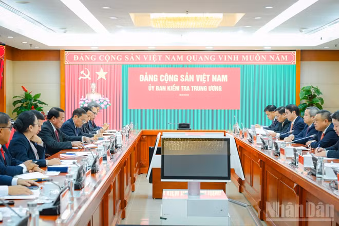 Quang cảnh buổi hội đàm. (Ảnh: BẢO LONG)