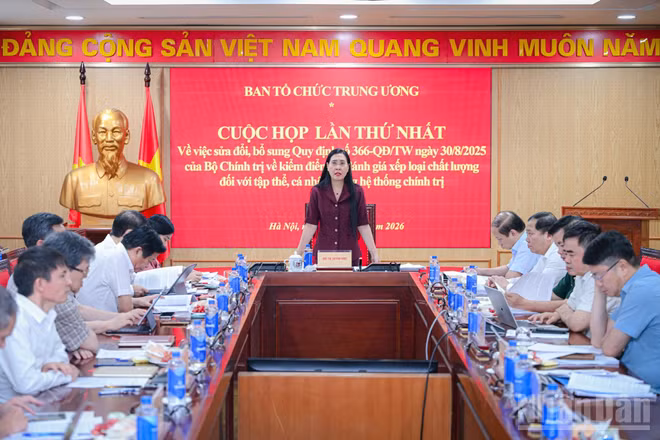 Quang cảnh cuộc họp. (Ảnh: BẢO LONG)