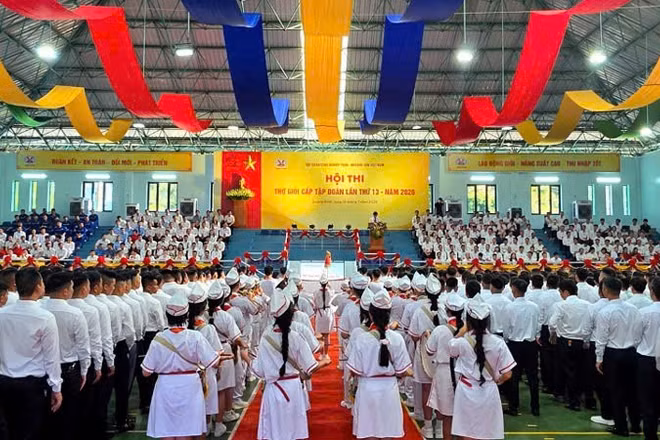 Quang cảnh khai mạc Hội thi thợ giỏi cấp Tập đoàn lần thứ 13 - năm 2026.