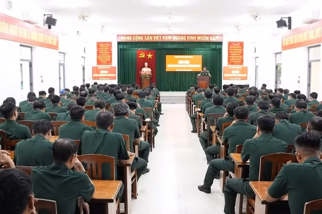 Quang cảnh buổi khai mạc. (Ảnh: ĐỨC DŨNG)