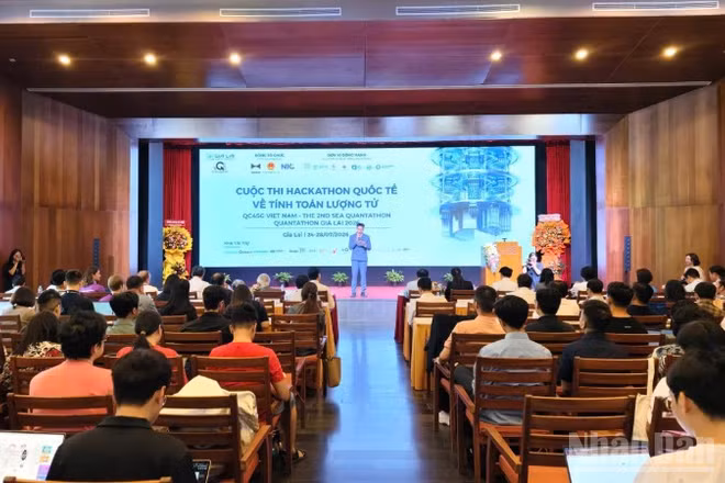 Quang cảnh buổi lễ khai mạc.