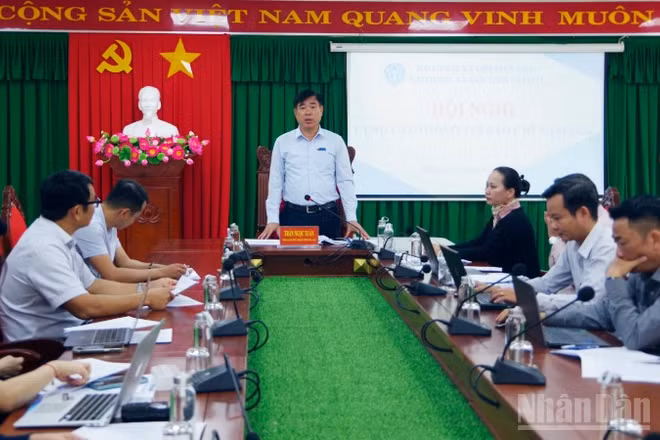 Quang cảnh buổi họp báo nhằm cung cấp thông tin cho báo chí diễn ra sáng 27/1 tại phường Quy Nhơn Bắc, tỉnh Gia Lai.
