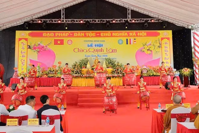 Màn trống khai hội chùa Quỳnh Lâm năm 2026.