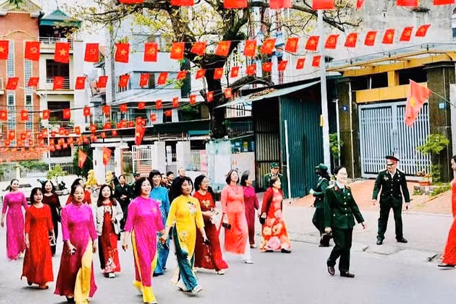 Sáng ngày 15/3, không khí Ngày hội non sông đã diễn ra ở khắp nơi trên địa bàn tỉnh Quảng Ninh.