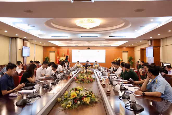 Toàn cảnh buổi làm việc. (Ảnh: Bộ Khoa học và Công nghệ)