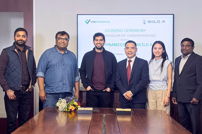 Đại diện VinDynamics và Skild AI tại lễ ký hợp tác chiến lược (MOU).