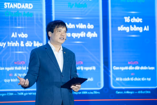 Ông Nguyễn Văn Khoa, Tổng Giám đốc Tập đoàn FPT chia sẻ góc nhìn thực tiễn về cách doanh nghiệp tận dụng trí tuệ nhân tạo (AI) trong quản trị và vận hành.