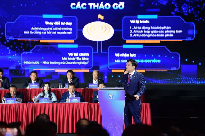 Tổng Giám đốc FPT Nguyễn Văn Khoa: Doanh nhân trẻ cam kết thực hiện ba đột phá mới.