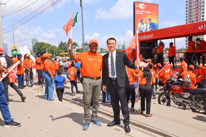 Viettel hiện diện tại Tanzania với thương hiệu Halotel.