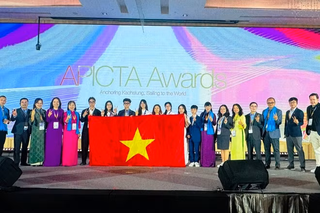 Đoàn Việt Nam tại Cuộc thi Liên minh Công nghệ thông tin (CNTT) và Truyền thông châu Á–Thái Bình Dương (APICTA Awards 2025).