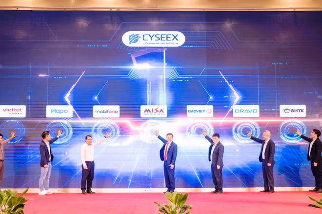 Liên minh CYSEEX nhấn nút cam kết quyết tâm ứng dụng AI an toàn.
