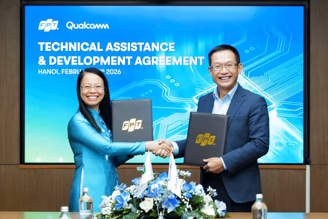 FPT và Qualcomm ký kết Thỏa thuận hỗ trợ và phát triển kỹ thuật.