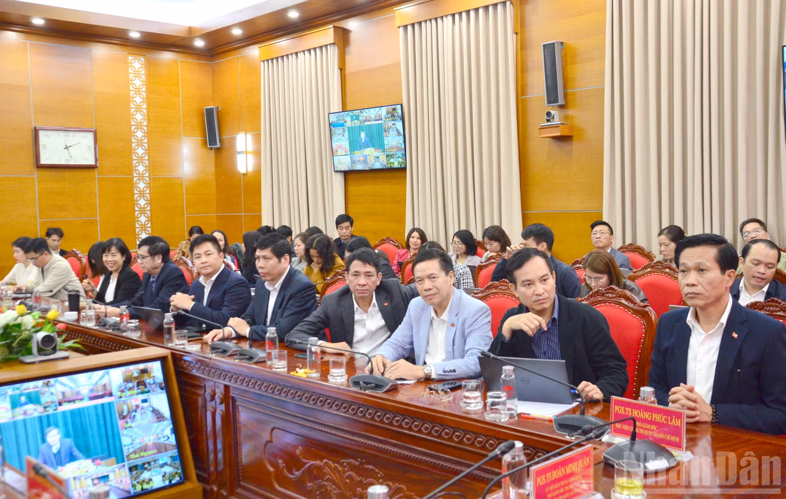 ndo_br_dai-bieu-du.jpg