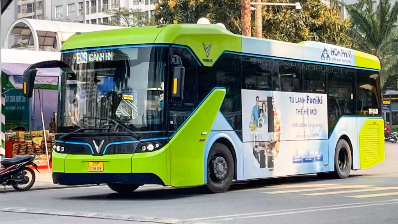 Trong 6 tháng đầu năm, Tổng công ty đã chuyển đổi 281 xe buýt điện cho 17 tuyến.