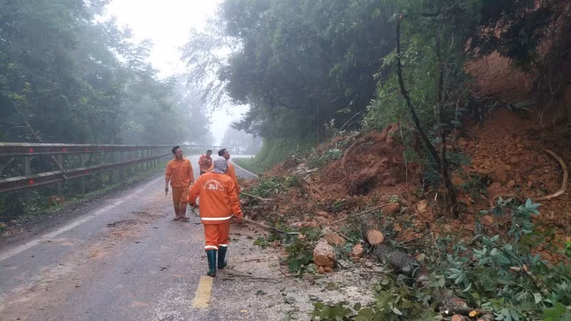 Các tỉnh Sơn La, Điện Biên, Lai Châu và Lào Cai, toàn bộ các tuyến đường tỉnh do địa phương quản lý cơ bản đã được thông xe. (Ảnh: Cục Đường bộ Việt Nam)