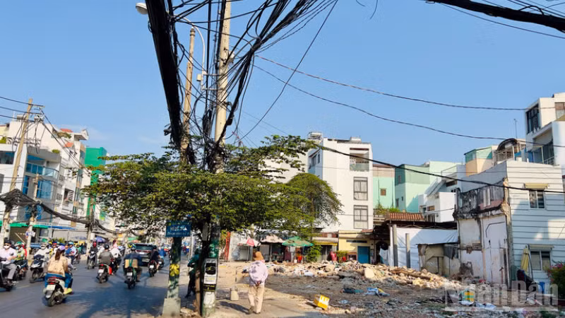 Các mặt bằng thu hồi đã bàn giao cho đơn vị thi công tuyến metro số 2 Bến Thành-Tham Lương. (Ảnh: Báo Nhân Dân)