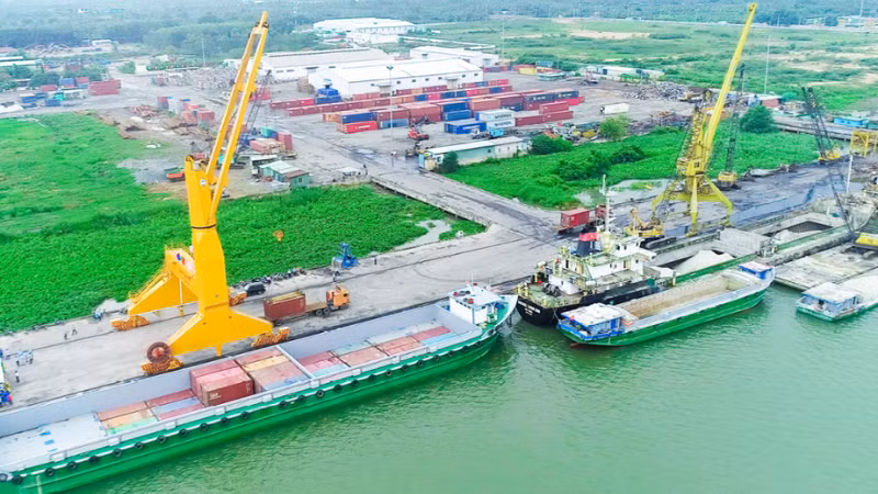 Một góc cảng Cái Cui-Cần Thơ.