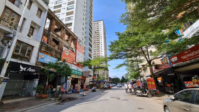 Dãy nhà liền kề thuộc Khu đô thị Văn Khê mở rộng.
