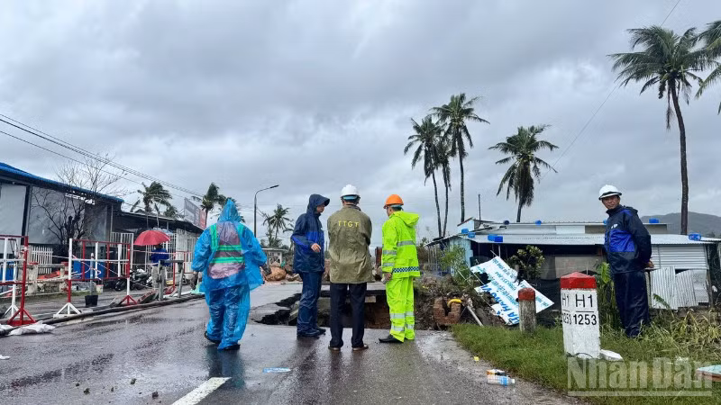 11 điểm tắc nghẽn tại các tỉnh Nam Trung Bộ và Tây Nguyên đang tiếp tục thực hiện khẩn trương.