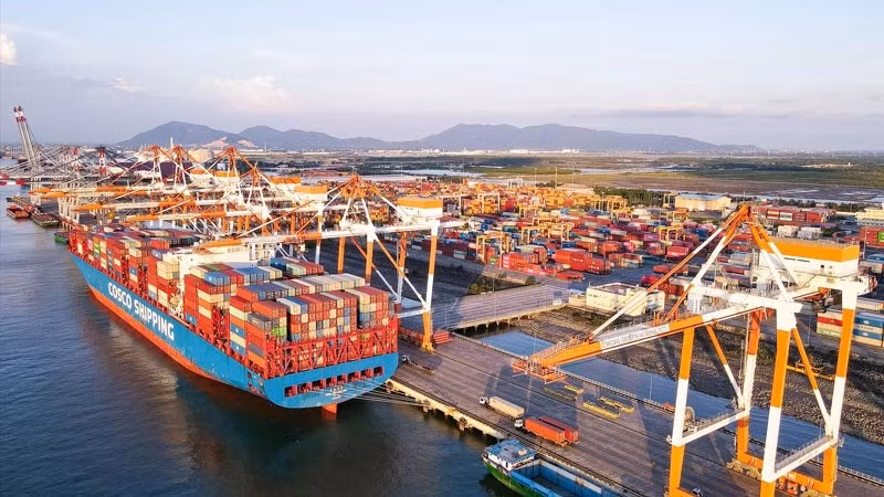Nhiều thủ tục hành chính bằng giấy tờ được thay bằng dữ liệu số hóa trong lĩnh vực hàng hải.