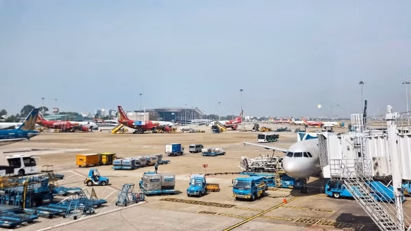 Phó Thủ tướng Thường trực Phạm Gia Túc yêu cầu rà soát trong quý II/2026 hoàn thiện quy hoạch hệ thống cảng hàng không toàn quốc thời kỳ 2021-2030, tầm nhìn đến năm 2050.