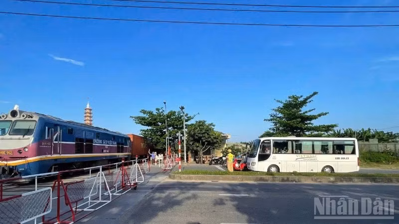 Giao thông và xây dựng là 2 lĩnh vực được cắt giảm nhiều điều kiện kinh doanh được cho là gây khó cho doanh nghiệp.