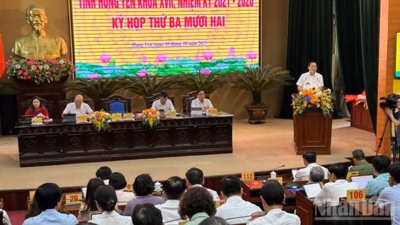 Kỳ họp thứ 32, HĐND tỉnh khóa XVII, nhiệm kỳ 2021 – 2026 quyết định một số vấn đề quan trọng, bầu bổ sung chức vụ Phó Chủ tịch UBND tỉnh.