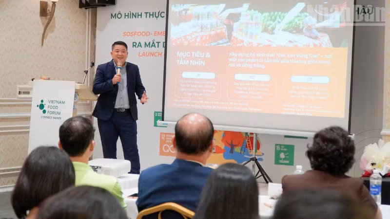 Đại diện mạng lưới ngân hàng thực phẩm Việt Nam chia sẻ về những mục tiêu của dự án.
