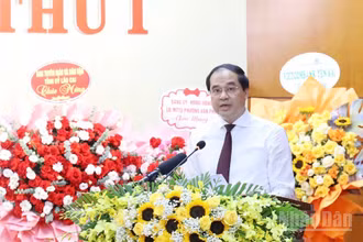 Bí thư Tỉnh ủy Trịnh Xuân Trường phát biểu chỉ đạo đại hội. (Ảnh: THANH SƠN)