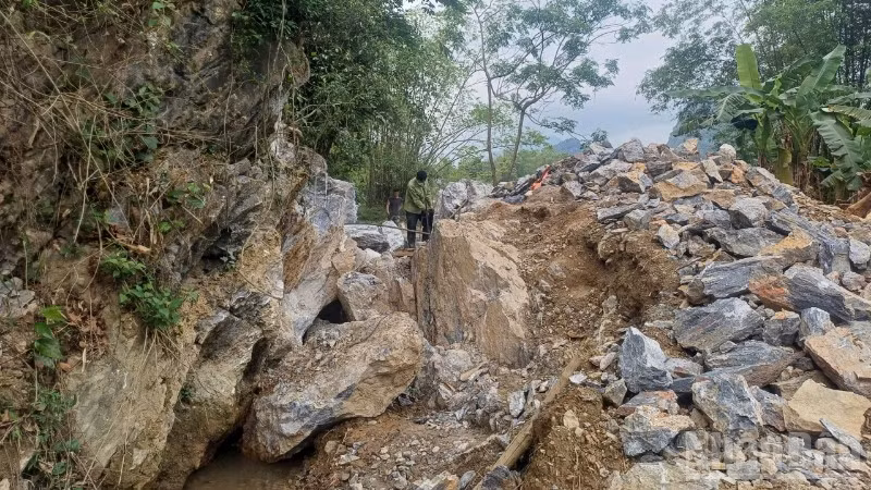 Công trình sửa chữa, cải tạo kênh Phai Hóa ở xã Nam Tuấn, tỉnh Cao Bằng chậm tiến độ.